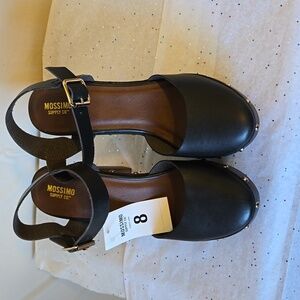 Cute Black studded clogs with straps NWT